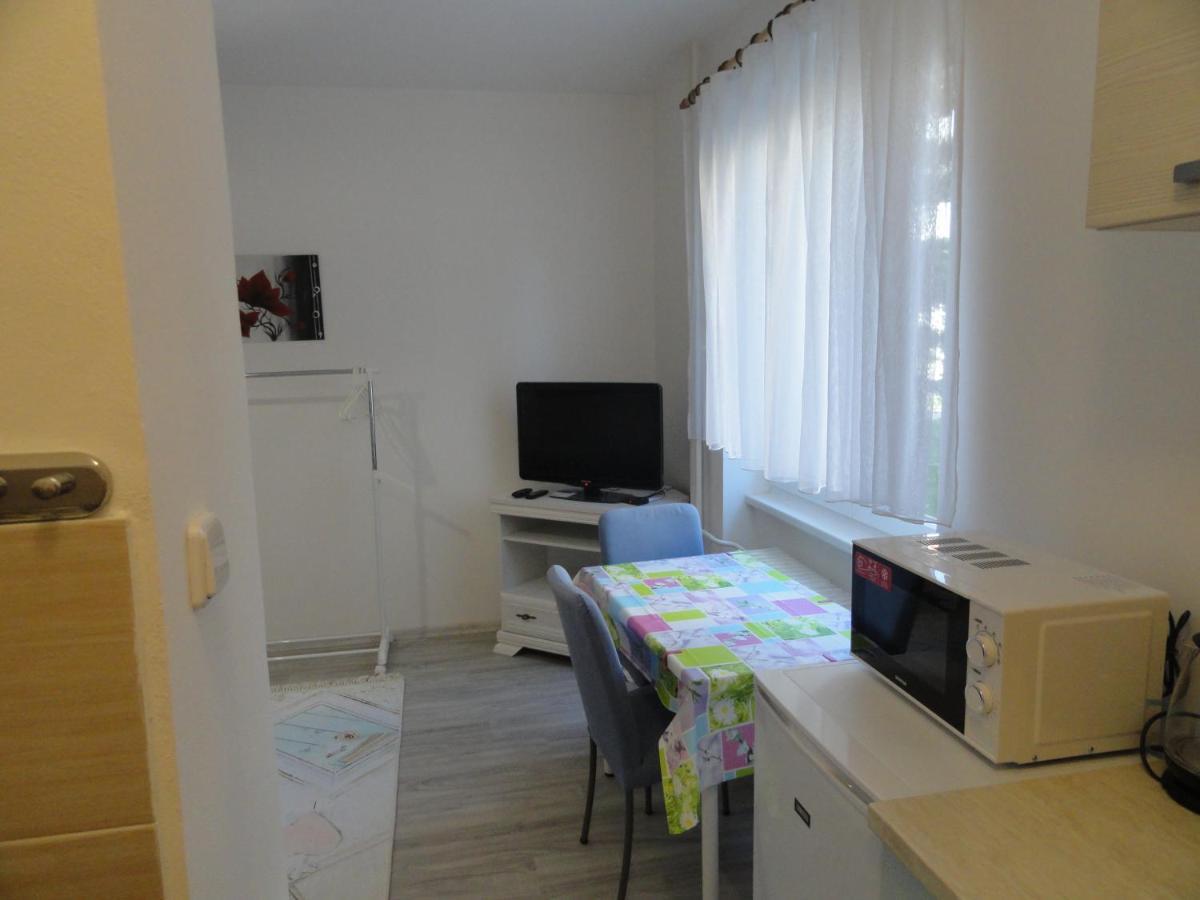 Apartman Sluka Jilemnice Exterior foto